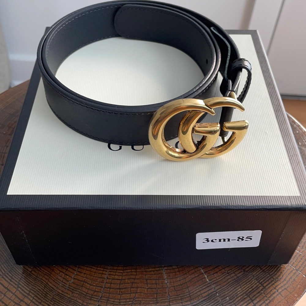 Gucci Belt with gold hardware logo